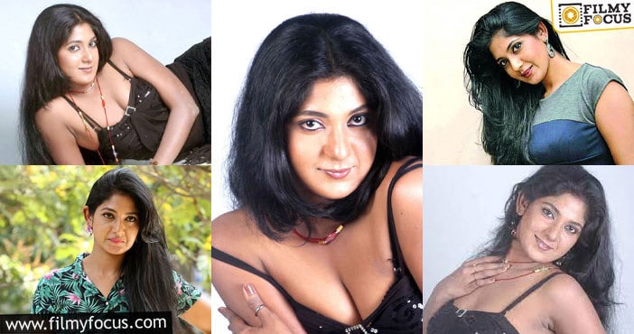 Yagna Shetty: ‘లక్ష్మీస్ ఎన్టీఆర్’ హీరోయిన్ యజ్ఞ శెట్టి గ్లామర్ ఫోటోలు వైరల్..!