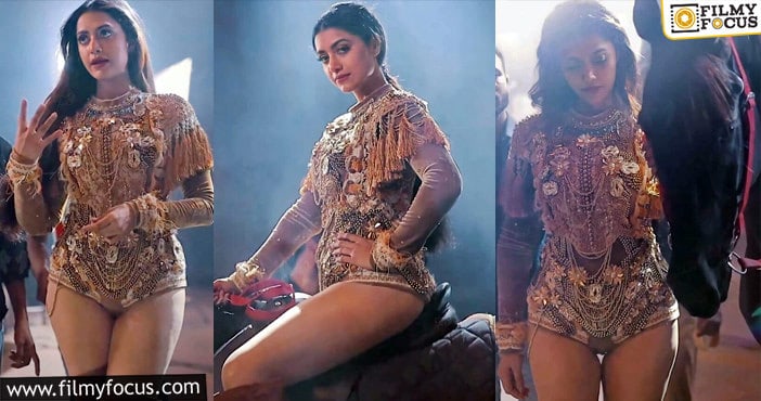 Mamta Mohandas: బికినీలో నల్లనిగుర్రం పై ఎన్టీఆర్ బ్యూటీ!