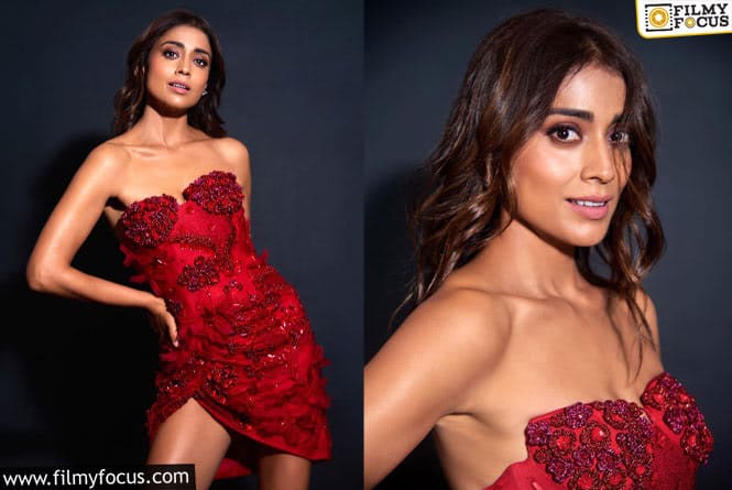 Shriya Saran: ఎర్ర డ్రెస్ లో నెటిజన్లకు వెర్రెక్కిస్తున్న శ్రీయా శరణ్ హాట్ అందాలు..తట్టుకోవడం మన వాళ్ల కాదురా బాబోయ్..